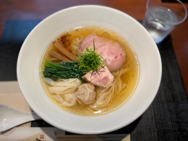 「らー麺(塩味 ) 1000円」@らーめん 鉢ノ葦葉の写真