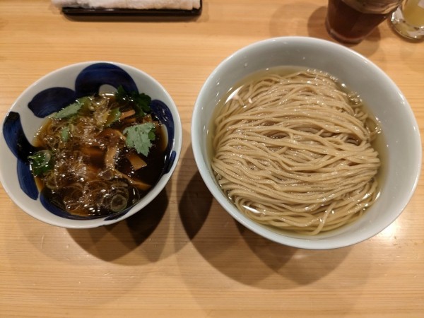 「つけ麺大盛1200円」@自家製麺 ロビンソンの写真