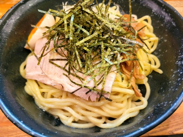 「油そば大盛」@つけ麺道 たけしの写真