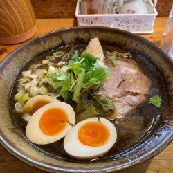 石臼引き中華そば+味玉