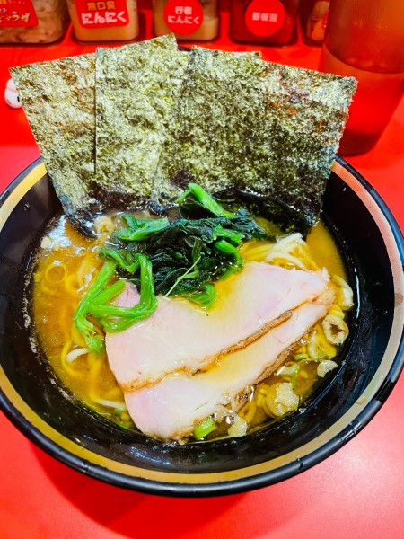 「ラーメン(油多め)」@横浜家系総本山 吉村家直系店 ラーメン内田家の写真