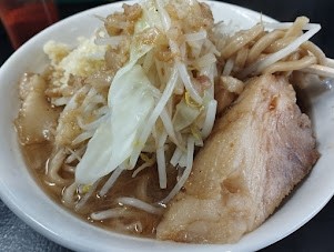 「国産豚ミニ(880)(ヤサイニンニク増し)300g→200g」@豚仙人 天王町店の写真