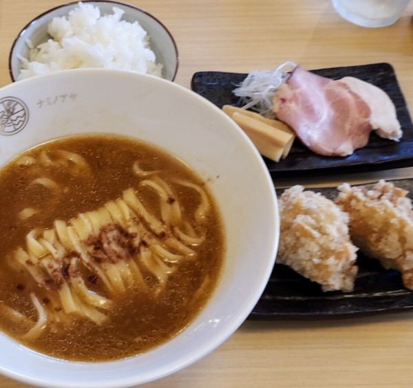 「濃厚だし麺 950円+唐揚げ2個セット 200円」@だし麺屋ナミノアヤ 水戸店の写真