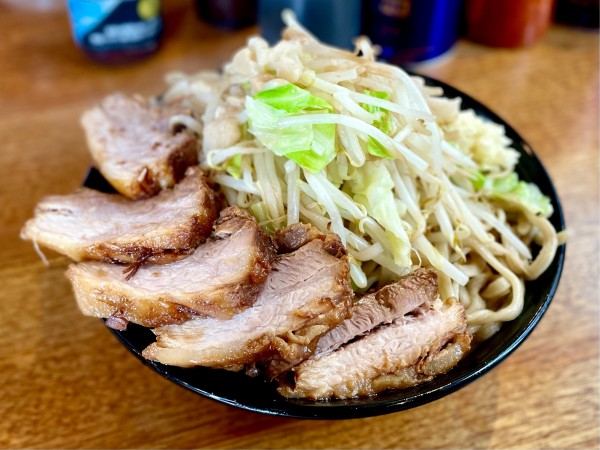 「大ラーメン 豚マシ ヤサイマシ/アブラマシ/ニンニク」@ラーメン二郎 会津若松駅前店の写真