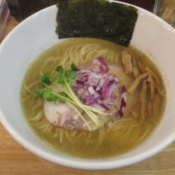 塩ラーメン（850円）