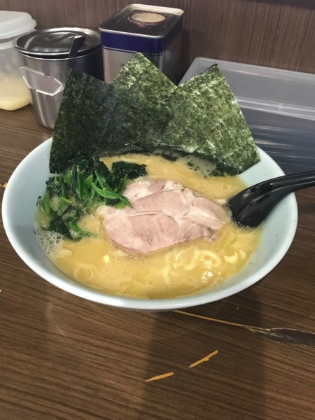 「ラーメン並（麺硬め、胡麻抜き） 780円」@千家 本店の写真