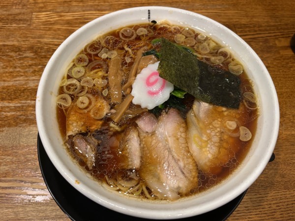 「大盛生姜醤油ラーメン 920円」@新潟長岡らーめん みずさわ 東川口店の写真