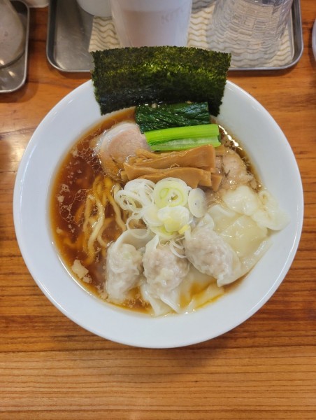 「[限定]生姜醤油らーめん + 肉ワンタン」@アメノオトの写真