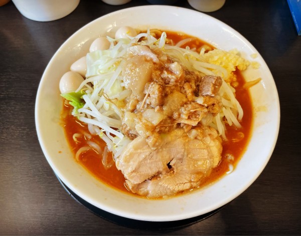 「辛い豚ラーメン」@野菜みそラーメン 鬼首の写真