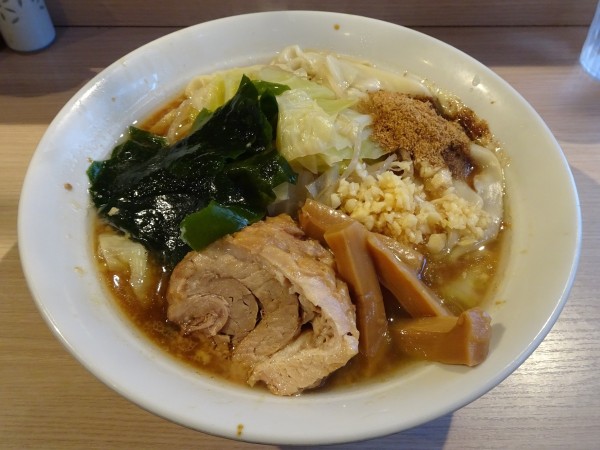 「味噌ラーメン：ビャンビャン麺（1050円）＋メンマ（50円）」@麺屋 味方の写真