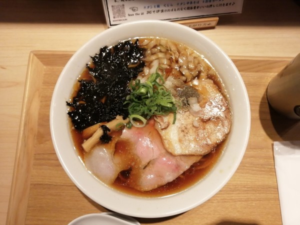 「熟成醤油のダシ中華そば」@ダシと麺 くじらの写真