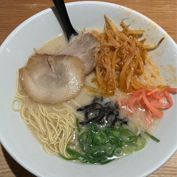 「白丸元味850円(PM価格550円)」@博多一風堂 ららぽーとTOKYO-BAY店の写真