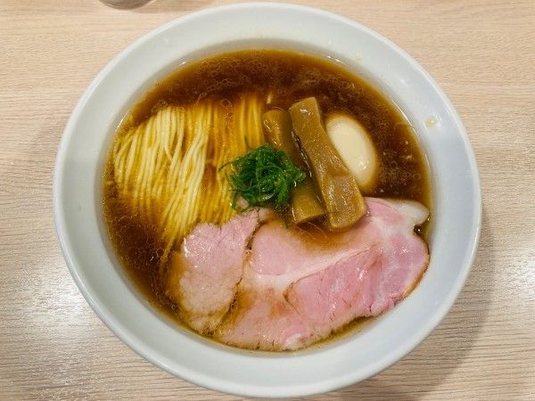 「味玉醤油らーめん」@麺笑巧真の写真