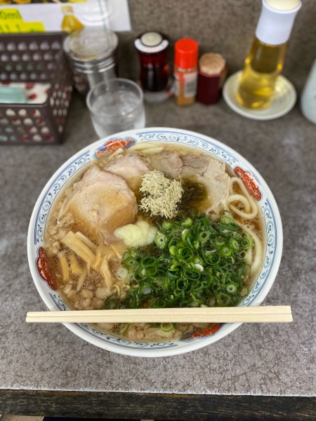 「特盛ちゃんぽん脂マシマシニンニクとろろ昆布トッピング」@つたふじ 福山支店の写真