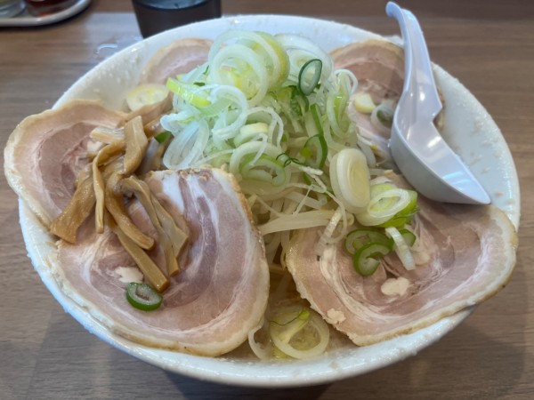 「しょうゆチャーシューめん大盛ギタギタ」@こってりらーめん なりたけ 津田沼店の写真