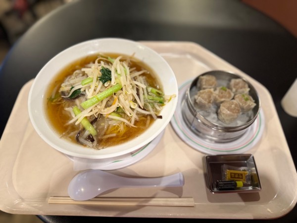 「サンマー麺1150円＋昔ながらのシュウマイ6個550円」@崎陽軒 横浜赤レンガ倉庫店の写真