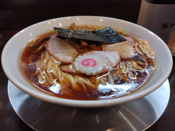 「東京醤油ラーメン」@自家製麺 うるちの写真
