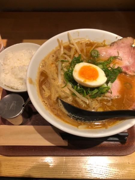 「名古屋濃厚味噌ラーメン、ライス」@麺屋壱の写真