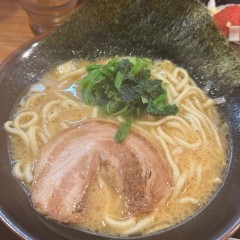 横浜家系ラーメン 壱角家 綾瀬東口店の画像
