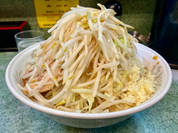 「大ラーメン」@ラーメン二郎 新宿小滝橋通り店の写真
