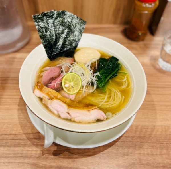 「特製塩らぁめん」@麺処 ほん田 秋葉原本店の写真