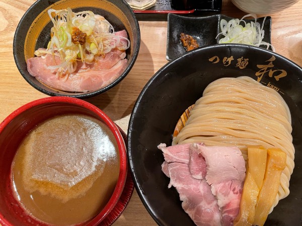 「つけ麺中　きまぐれ丼」@つけ麺 和の写真