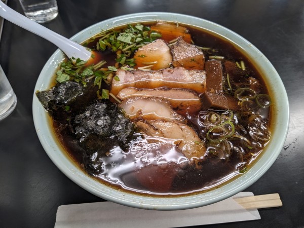「ちゃーしゅー麺（具大盛り）」@味の大西 小田原店の写真