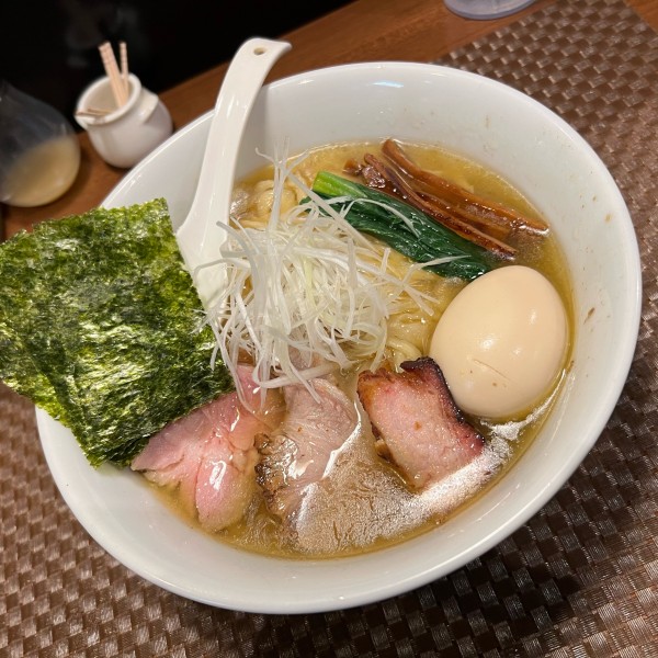 「特製塩そば」@麺処 はら田の写真