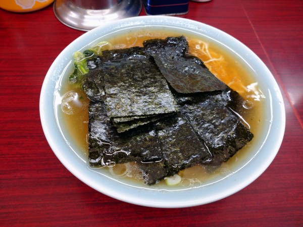 「ラーメン（550円）＋海苔（100円）」@ラーメンビッグの写真