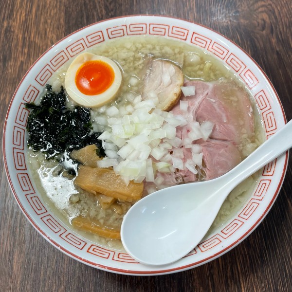 「背油煮干ラーメン+半味玉+和え玉」@らぁ麺 大金星の写真