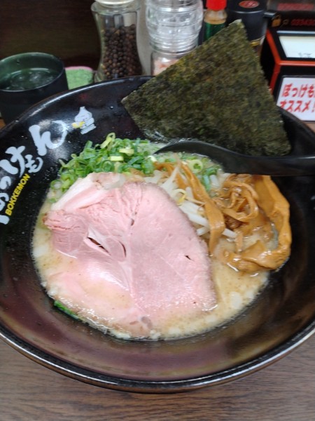 「豚骨ラーメン」@ぼっけもんの写真