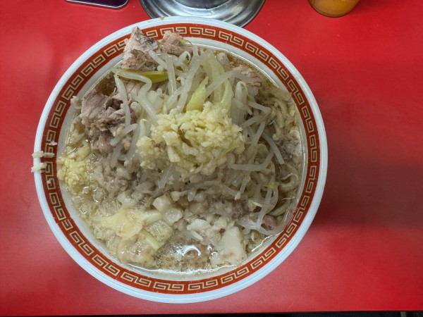 「小ラーメン豚　ヤサイニンニクアブラ」@ラーメン二郎 目黒店の写真