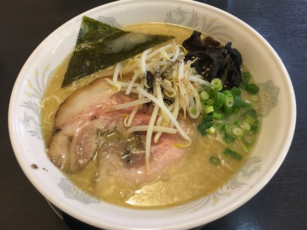 「うまかもん塩とんこつ」@らーめん 大門の写真