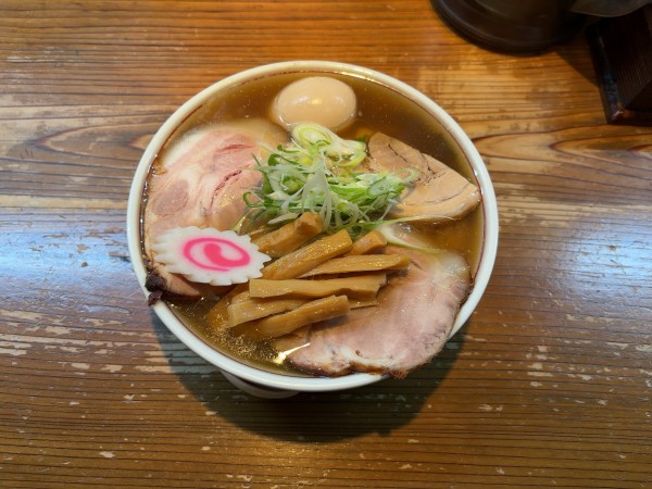 「煮干全部のせ」@中華そば 弥惣吉の写真