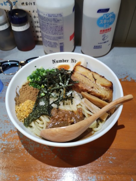 「贅沢まぜそば+大盛　1400円」@麺Dining Number Nine 09の写真