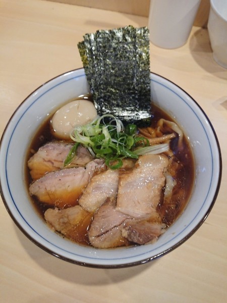 「特製軍鶏そば 醤油」@麺庭 つむぎの写真