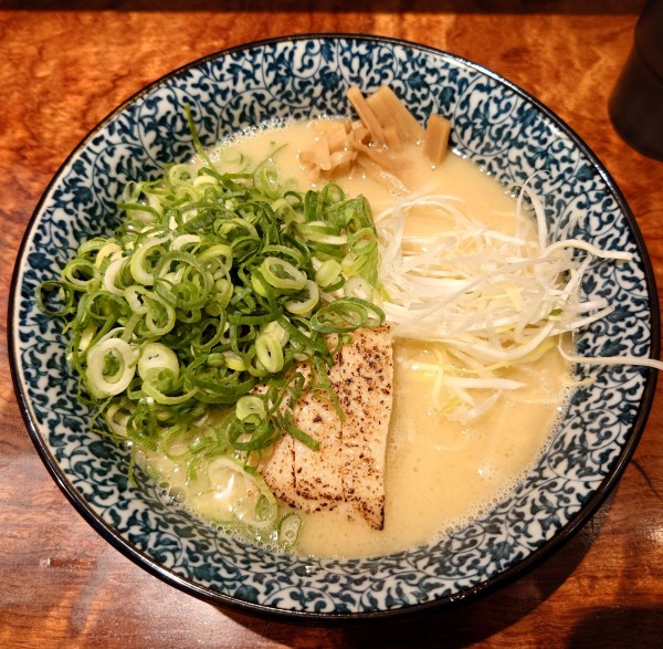 「濃厚鶏そば+青ネギ(980円)」@鶏そば 一瑳の写真