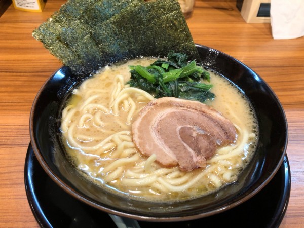 「ラーメン(醤油)」@横浜家系ラーメン 壱角家 落合南長崎店の写真