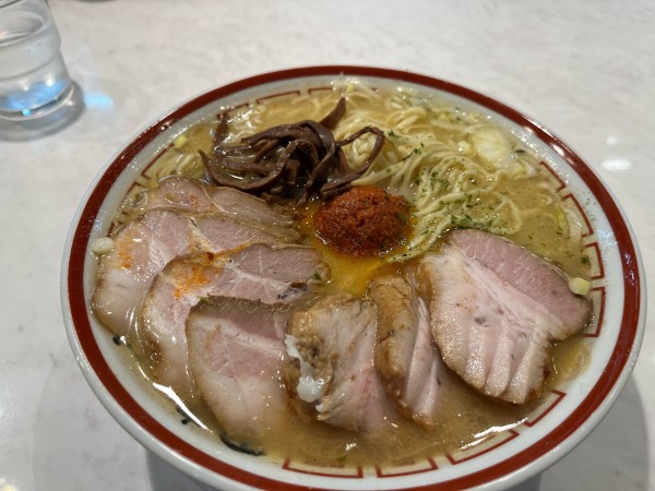 「山形辛味噌ラーメン+大盛、チャーシュー2枚×2」@中華そば専門 田中そば店 大宮別所店の写真