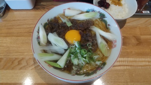 「鹿スキ月見中華そば（期間限定）1100円」@らーめんひんま 鳥取駅前サンロード店の写真