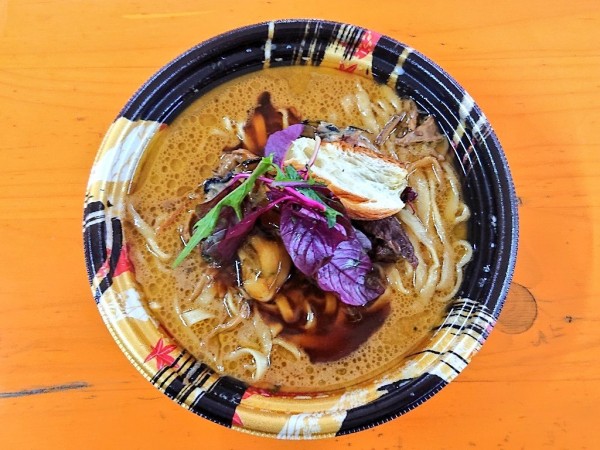 「【八咫烏】【限定】カキのクリーミーラーメン」@大つけ麺博 Presents 日本ラーメン大百科の写真