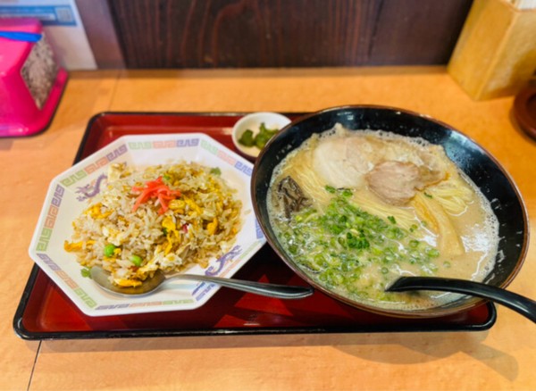 「ラーメン+ミニやきめしセット」@竹ちゃんの写真