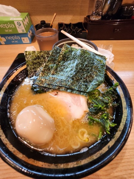 「ラーメン並み」@紫蔵の写真