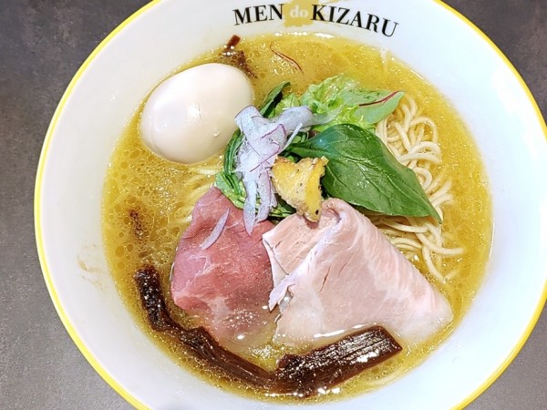 「鶏そば＋味玉」@MEN do KIZARUの写真