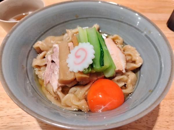 「油そば　出汁スープ付き」@だしと麺 遊泳の写真