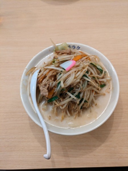 「濃厚タンメン」@極濃タンメン イチラク 成田店の写真