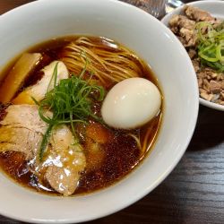 淡麗醤油＋味玉＋焼豚切れはしミニ丼
