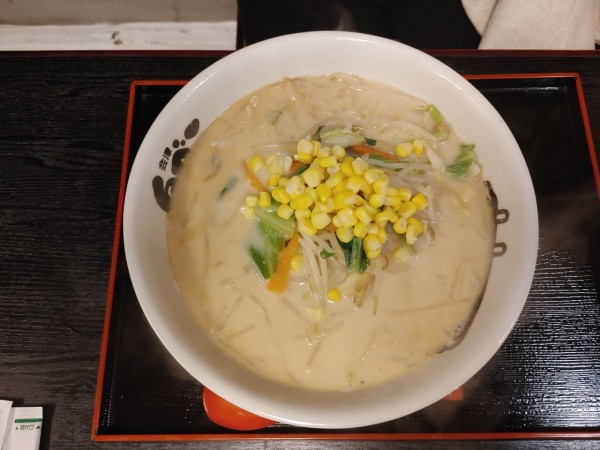 「白べこらぁ麺　850円」@鈴木飯店の写真