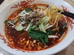 「ランチ 四川風タンメン(850)」@謝朋酒樓の写真