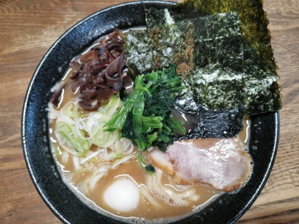 「家系ラーメン並」@麺家 澤希の写真